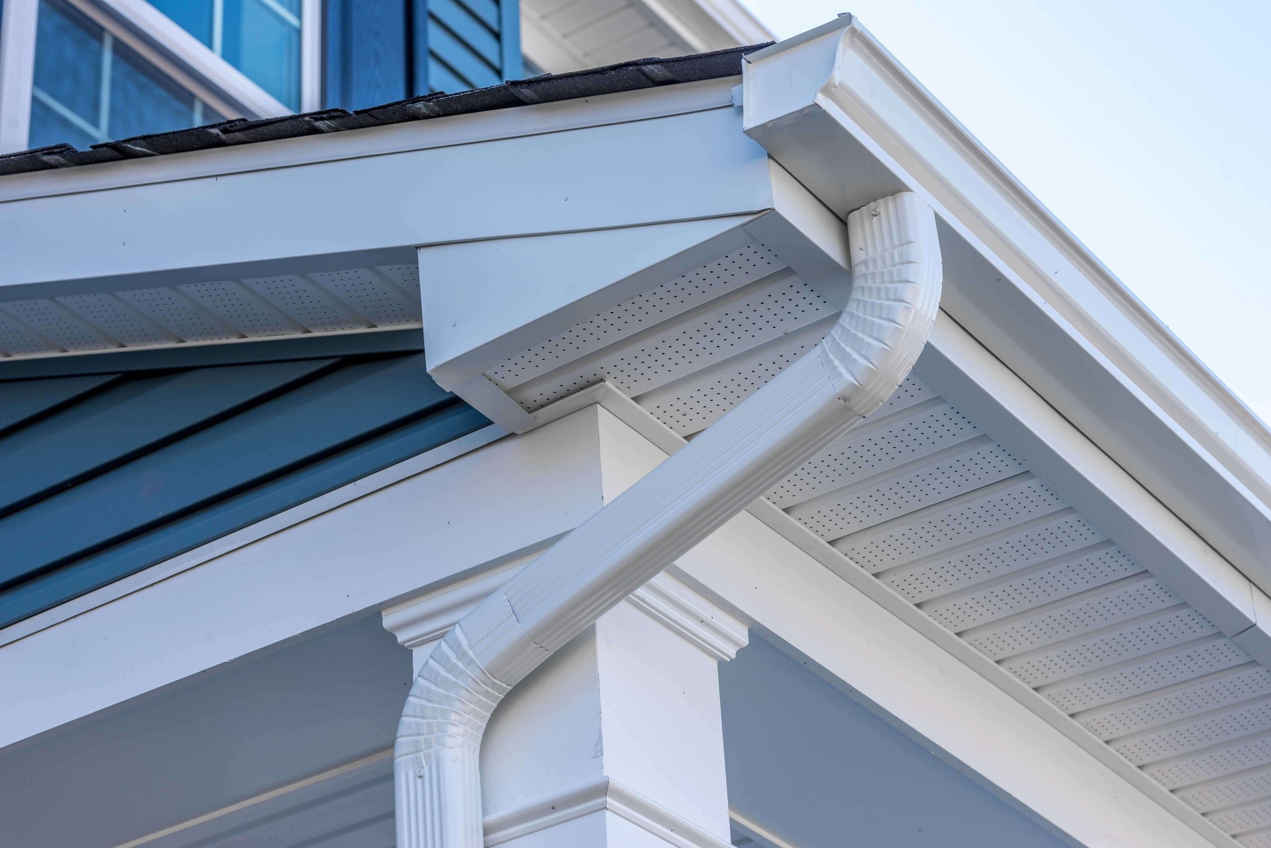 Cheap and durable vinyl gutters installation in Dayton